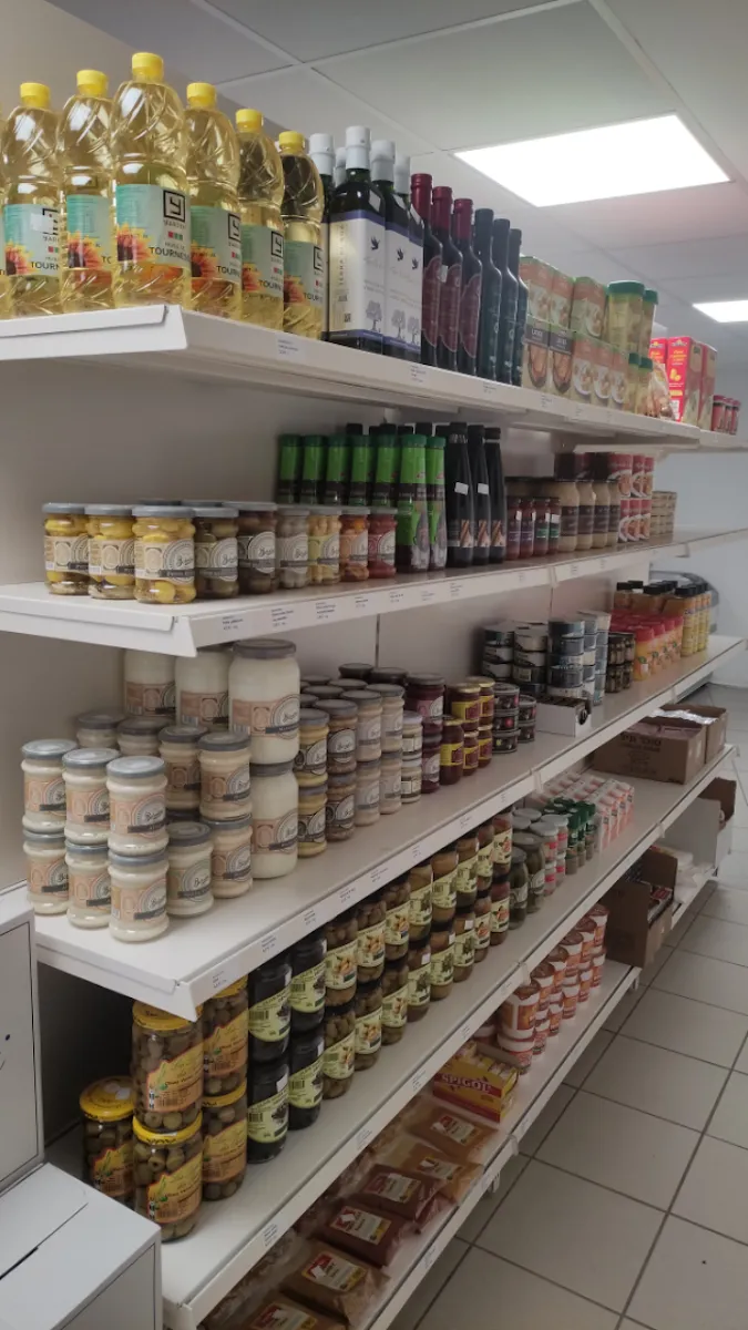 Épicerie 'Complètement Casher' - Kosher grocery — foto 10