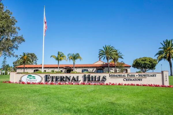 Eternal Hills Mortuary & Crematory at Eternal Hills Memorial Park — foto 5