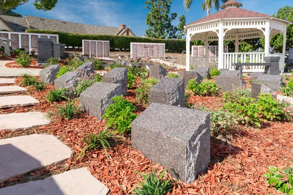 Eternal Hills Mortuary & Crematory at Eternal Hills Memorial Park — foto 10
