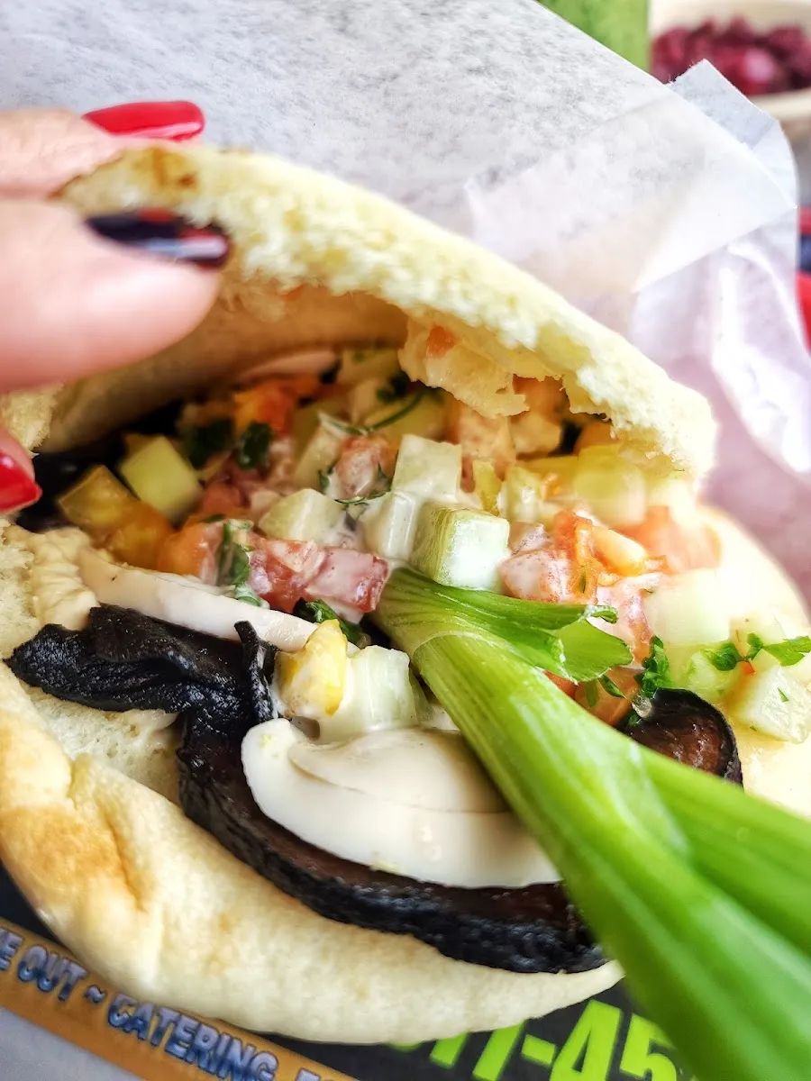 Etzel Itzik Deli — foto 10