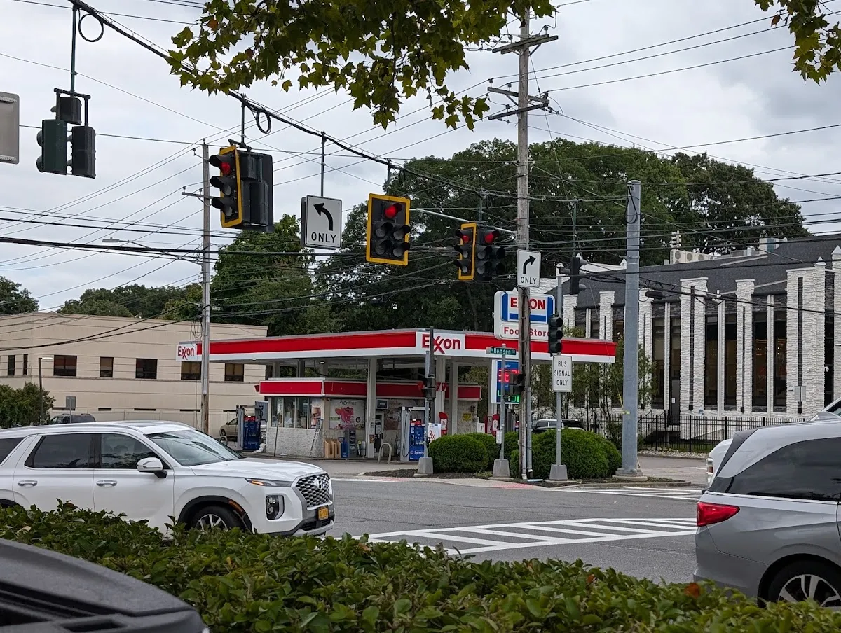 Exxon on the Hill (Monsey)