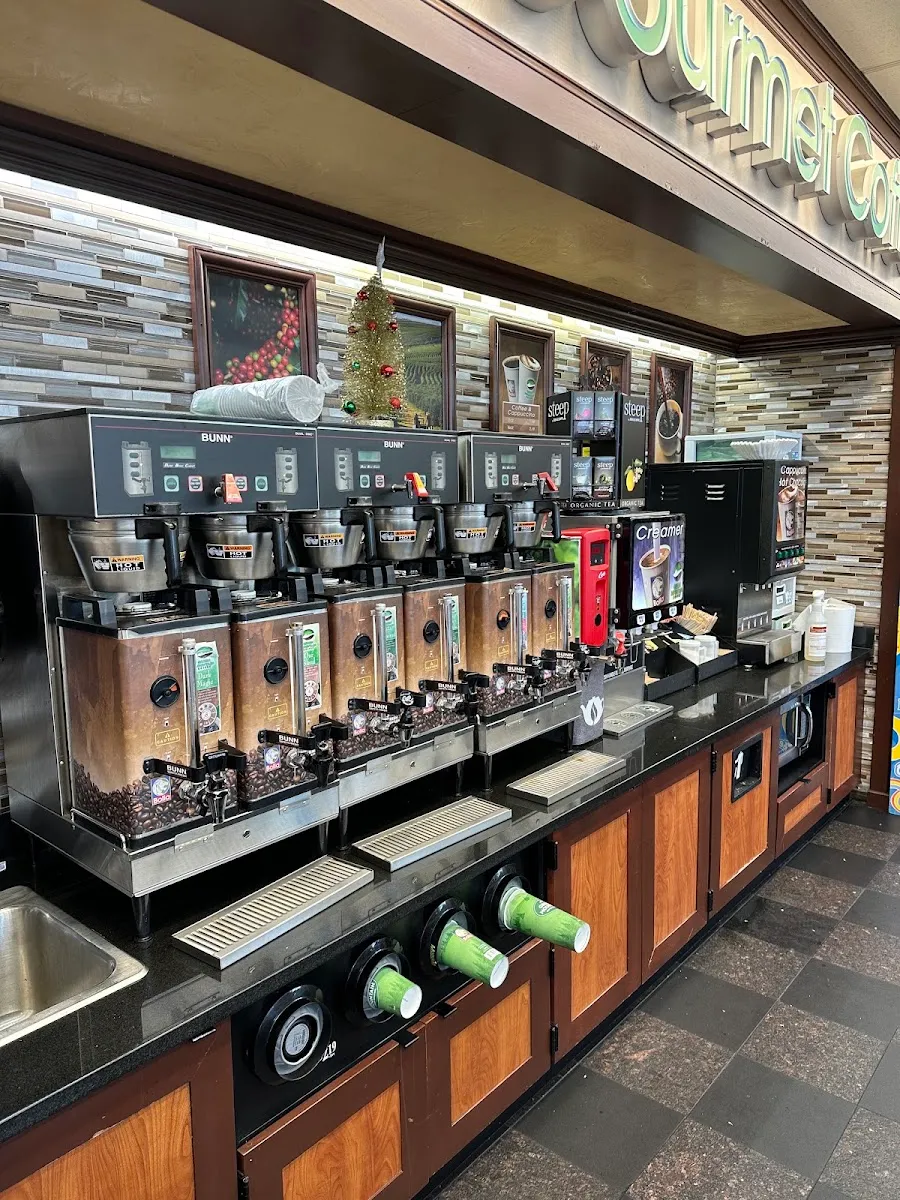 Exxon on the Hill (Monsey) — photo 5