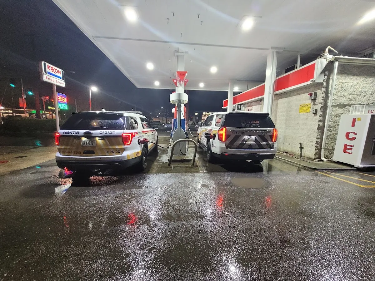Exxon on the Hill (Monsey) — photo 8