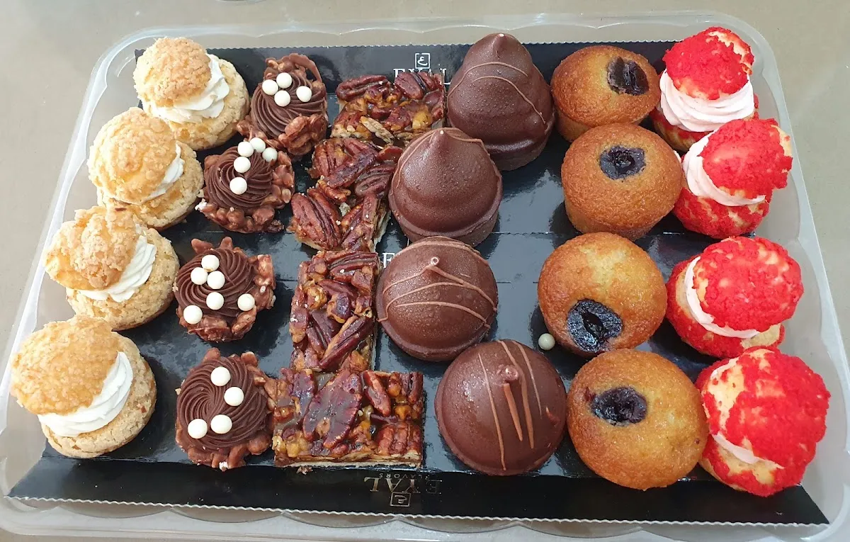 Eyal Patisserie (Chalutzei HaTaasiya) — foto 2