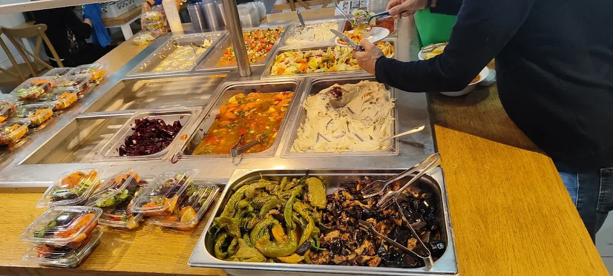 Eyal Sheli Catering