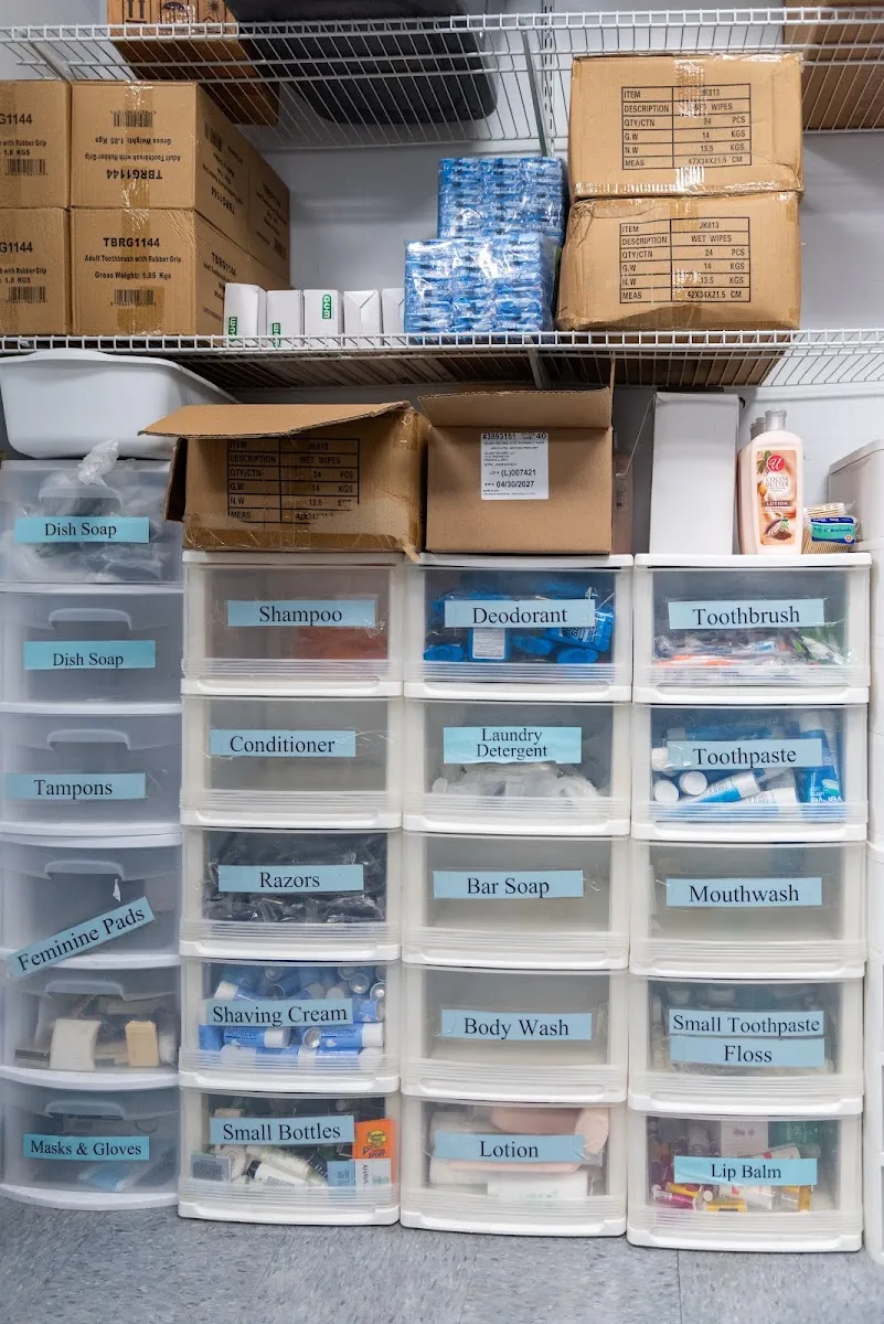 EZRA Multi-Service Center — foto 7