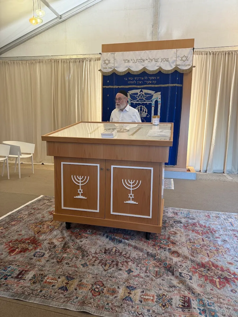 Ezra & Sasoon Synagogue — foto 5