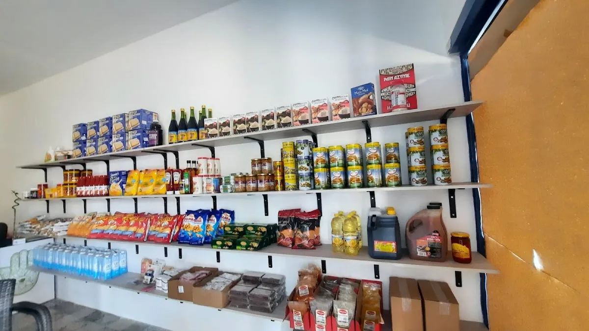 Ezras Kosher Market — foto 2