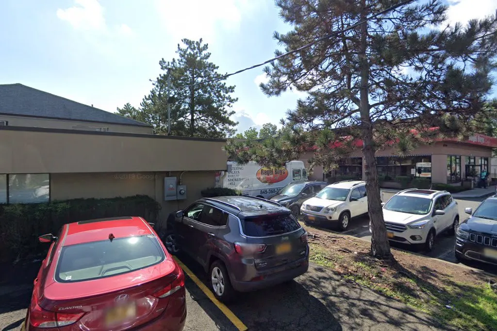Ezras Torah, Torah Relief Society — foto 2