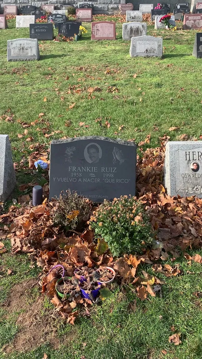 Fair Lawn Memorial Cemetery & Mausoleum — foto 3