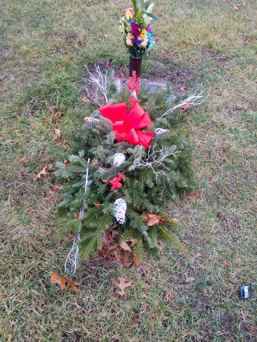 Fair Lawn Memorial Cemetery & Mausoleum — foto 7
