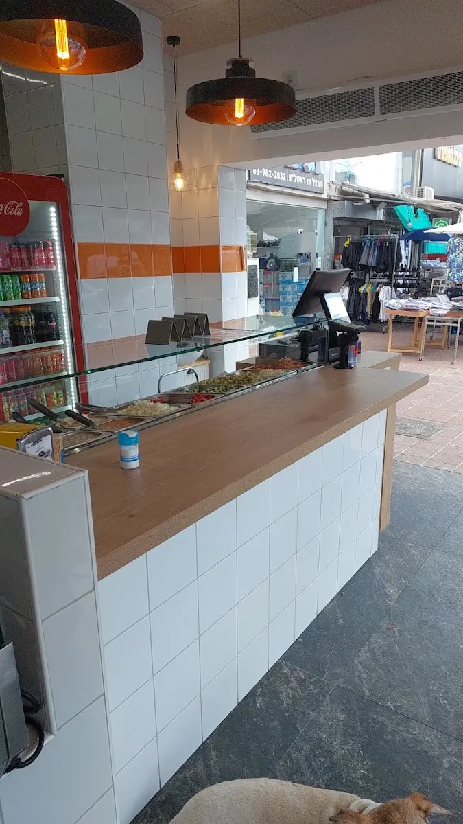 Falafel Binyamin (Rishon LeZion) — photo 2