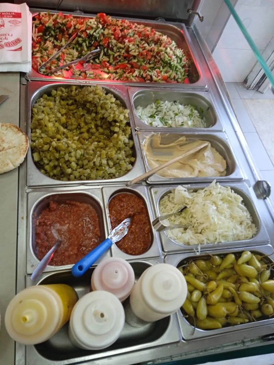 Falafel Chatzi Chinam — photo 3