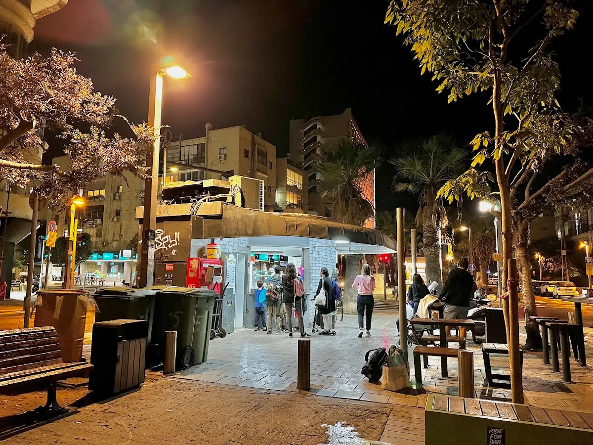 Falafel Shlomo uVanav — photo 6