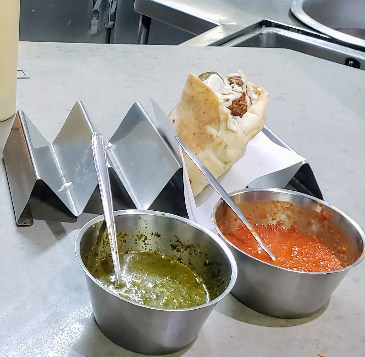 Falafel Shlomo uVanav — photo 7