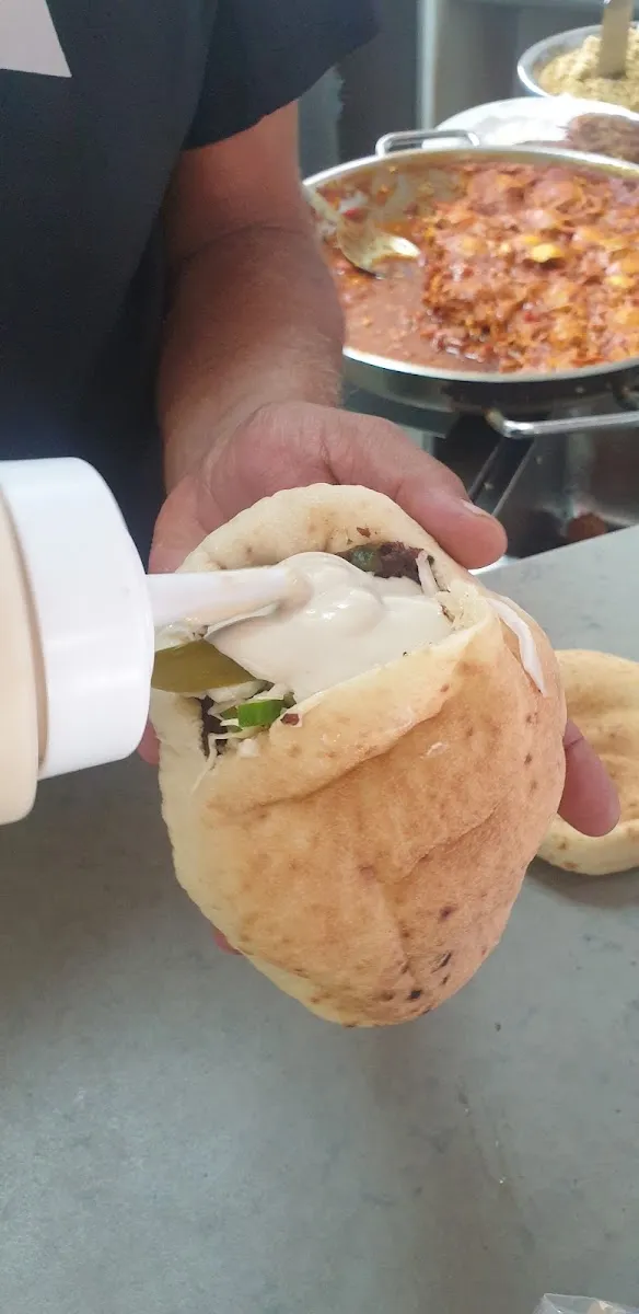 Falafel Shlomo uVanav — photo 9