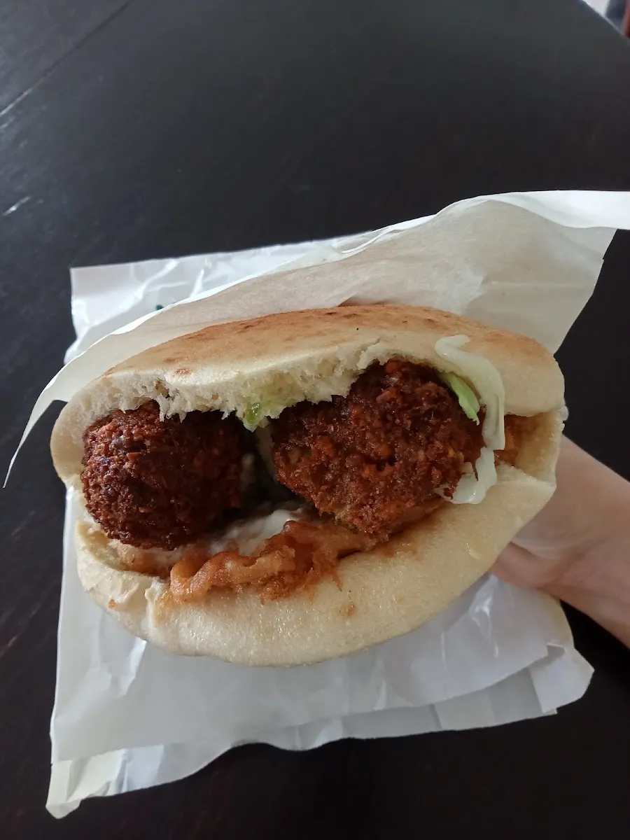 Falafel Tadmor — photo 2