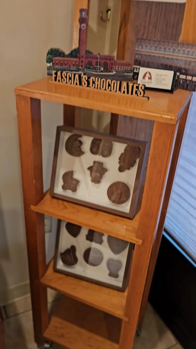 Fascia’s Chocolates — photo 2