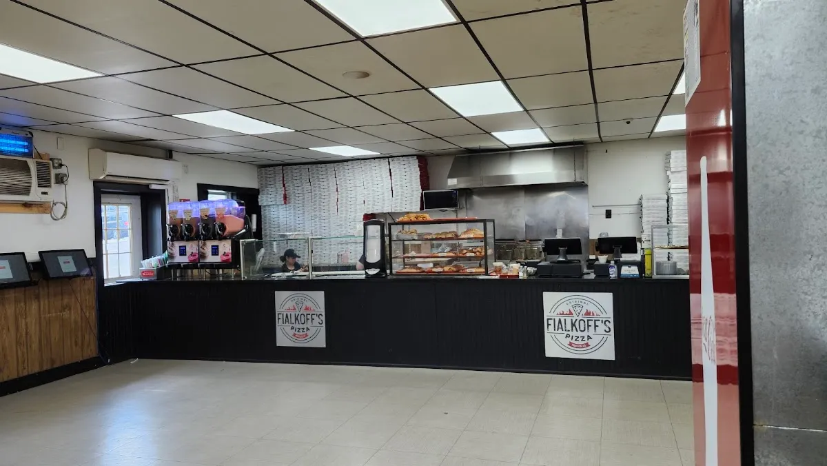 Fialkoff's Kosher Pizza — photo 8
