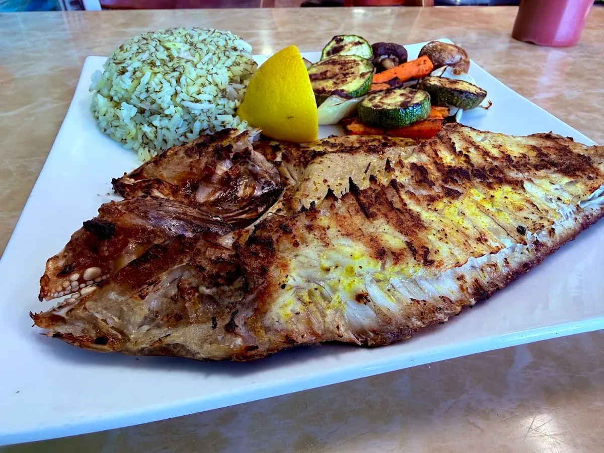 Fish In the Village Market — foto 4