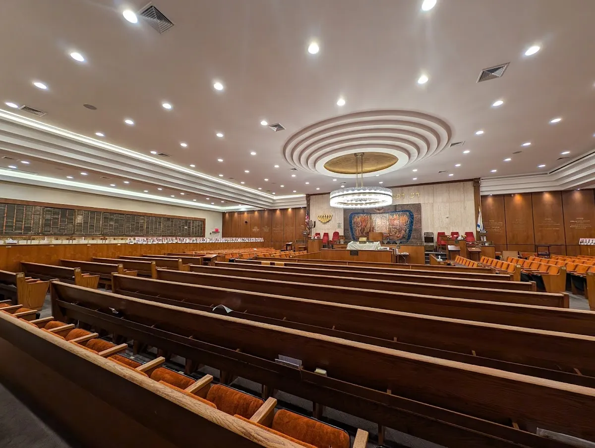 Flatbush Park Jewish Center — foto 8