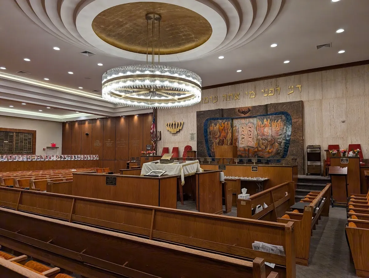 Flatbush Park Jewish Center — foto 10