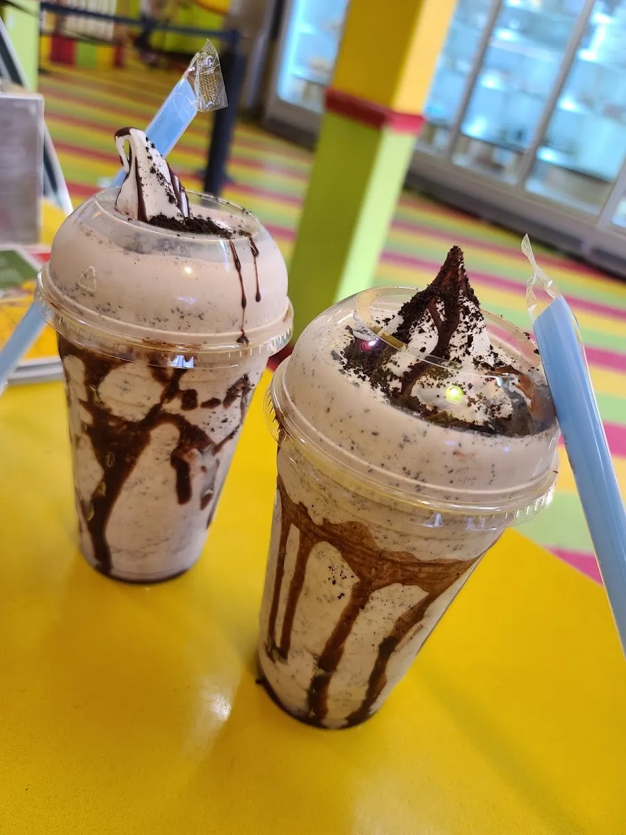 Flavors Ice Cream — photo 2