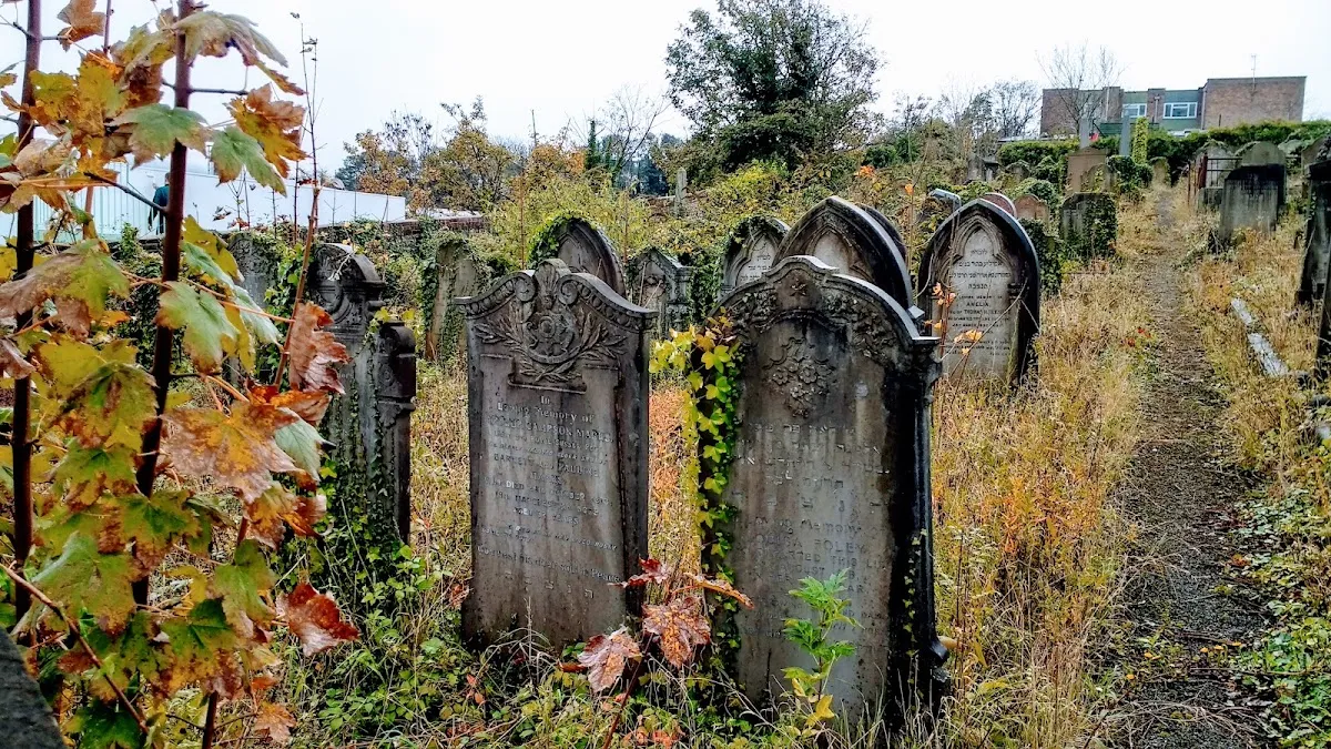 Florence Place Jewish Cemetery — foto 7