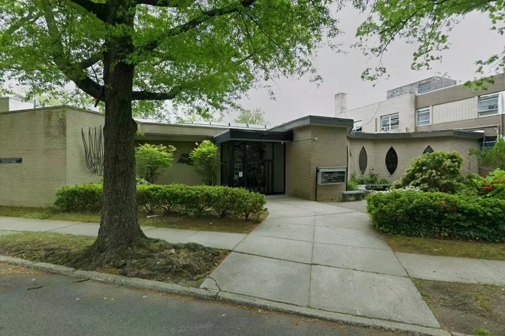Flushing-Fresh Meadows Jewish Center