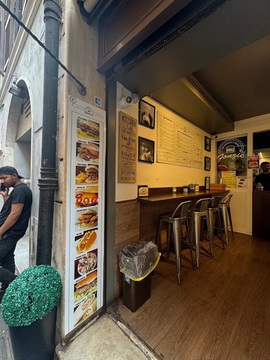 Fonzie The Burger's House — foto 5