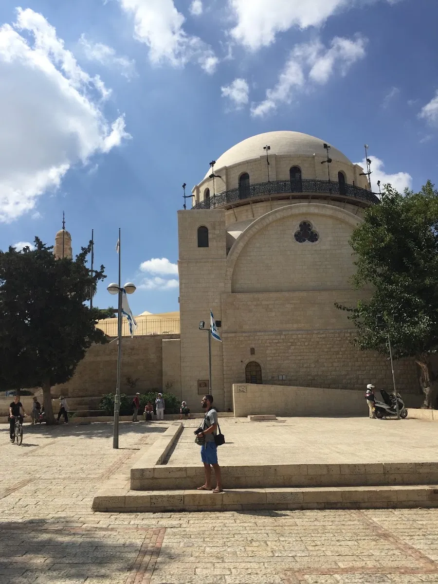 Four Sephardic Synagogues — foto 7
