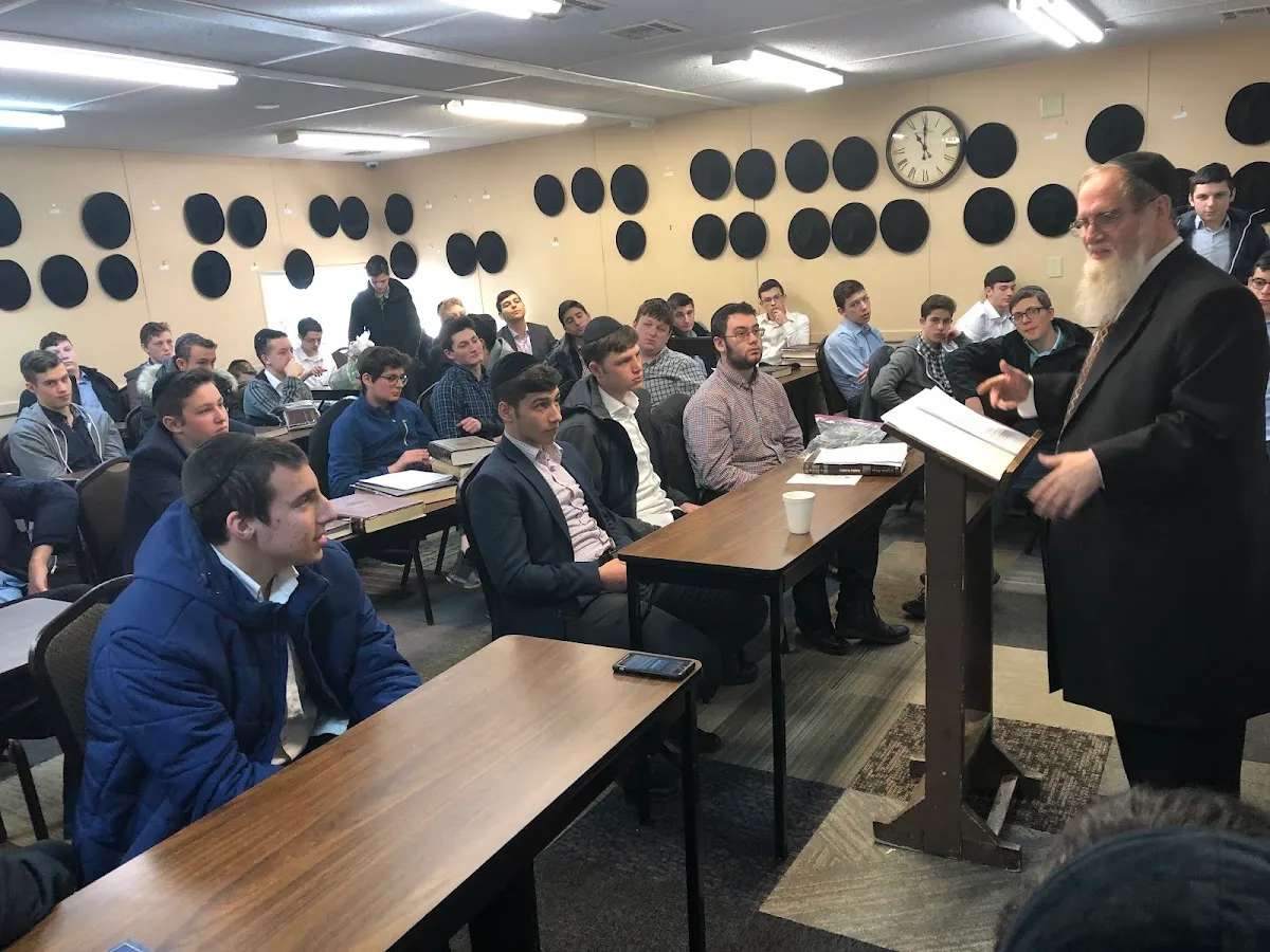 Foxman Torah Institute — photo 4