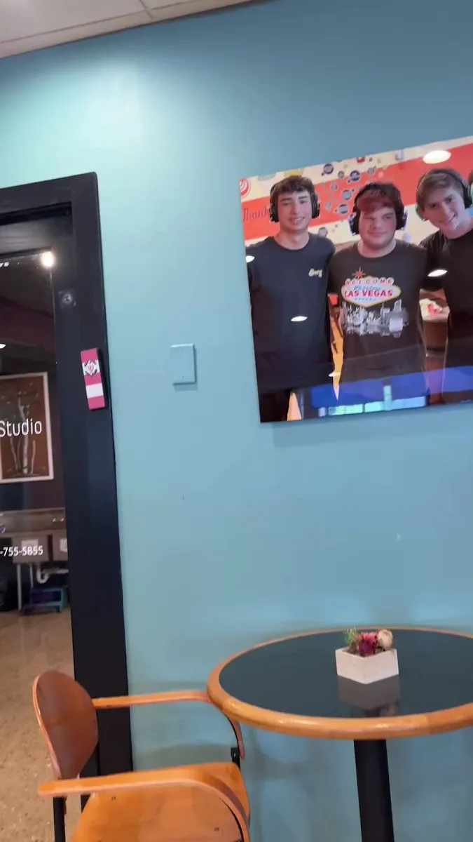 Friendship Circle Cafe and Bakery — photo 4