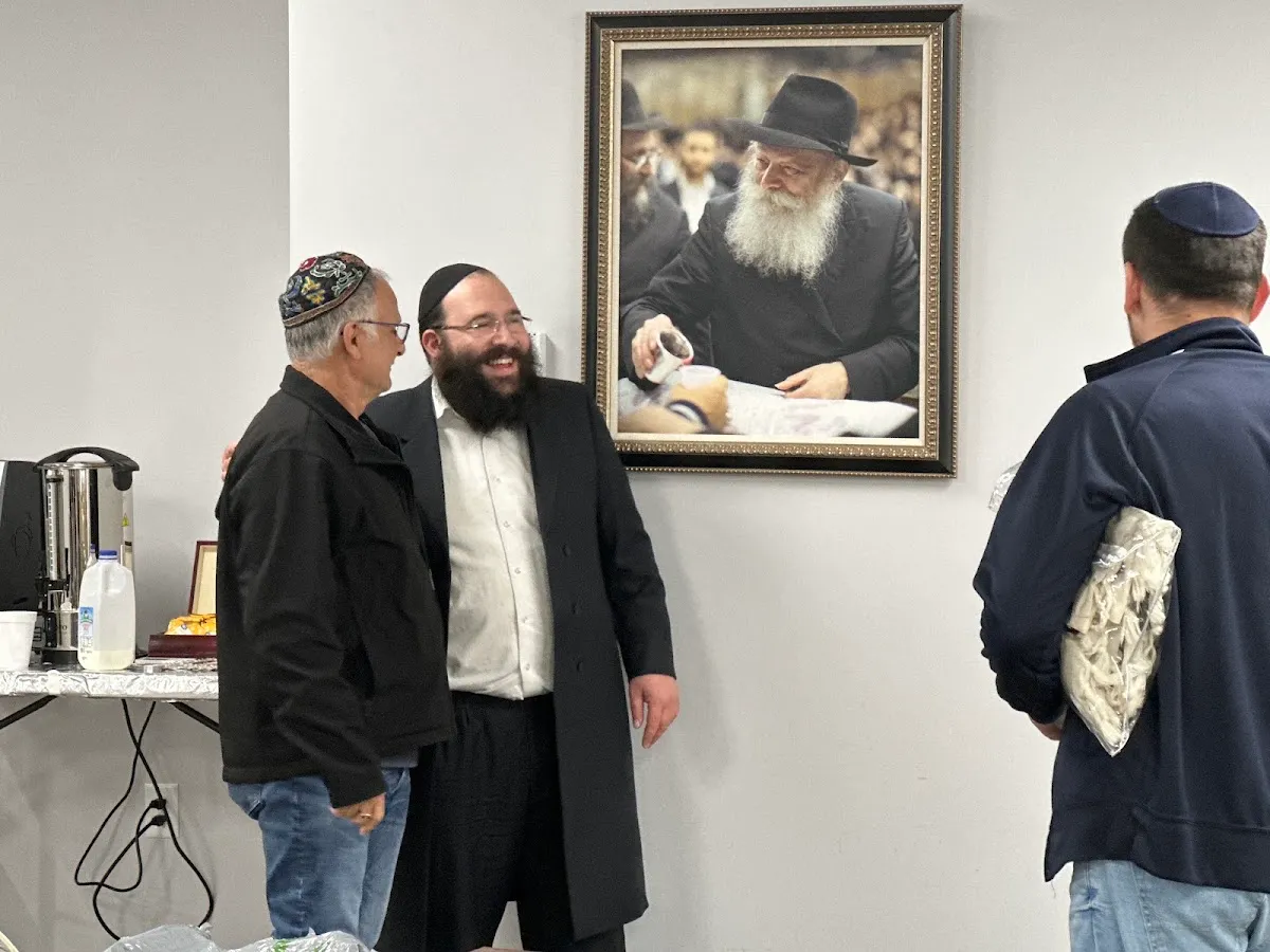 Fromovitz Chabad Center — foto 2