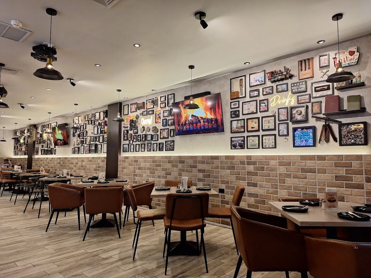 Fuego bar & bistro — foto 10
