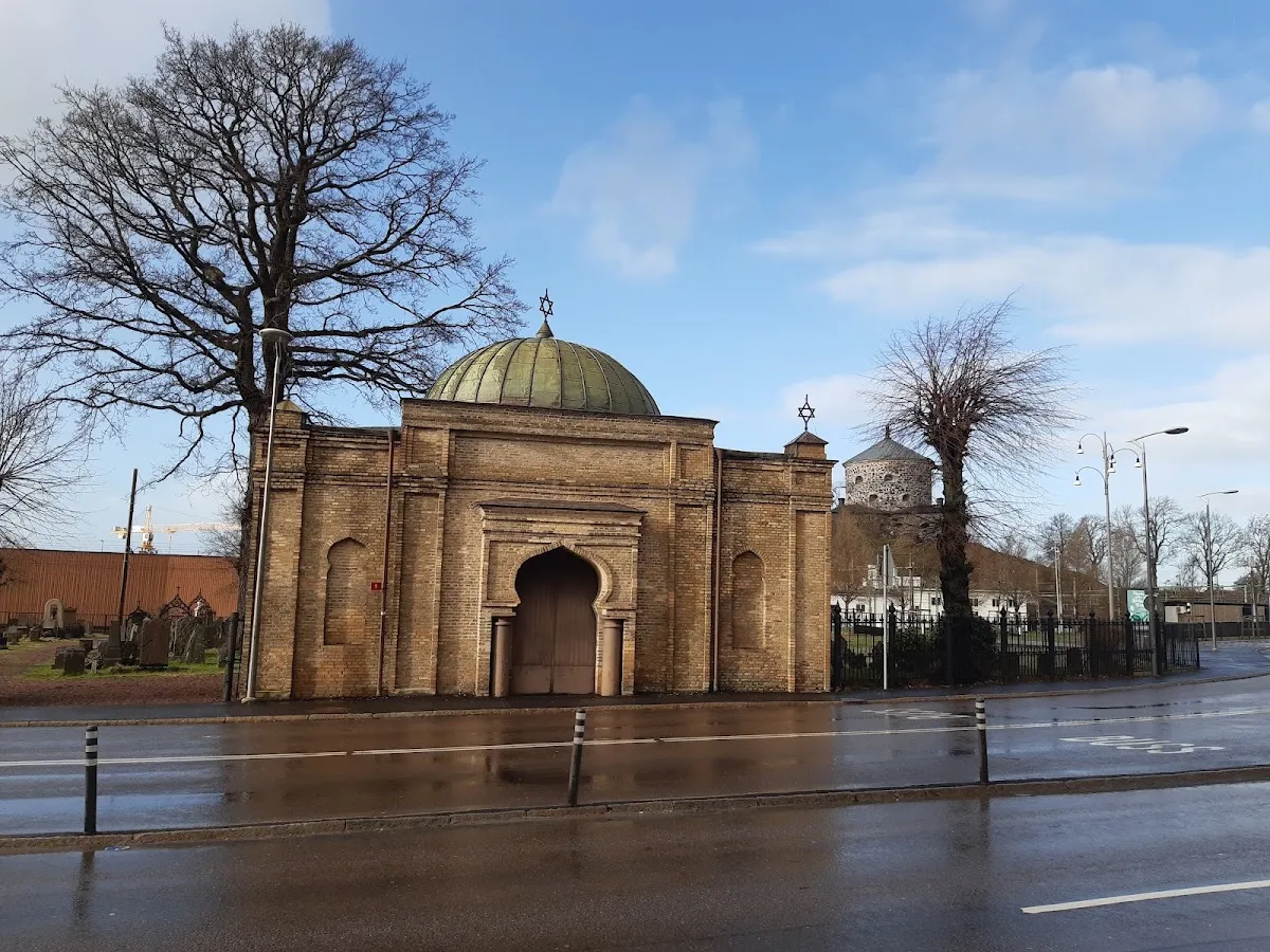 Gamla Mosaiska Begravningsplatsen — photo 8