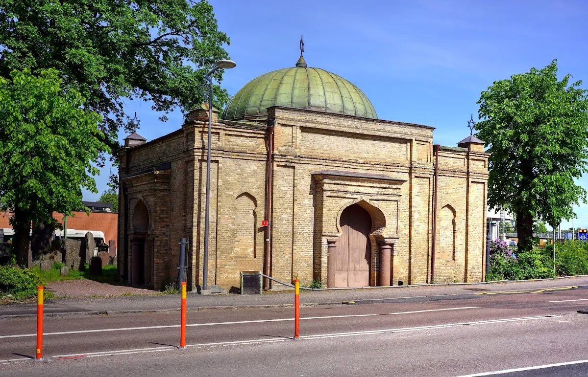 Gamla Mosaiska Begravningsplatsen — photo 10