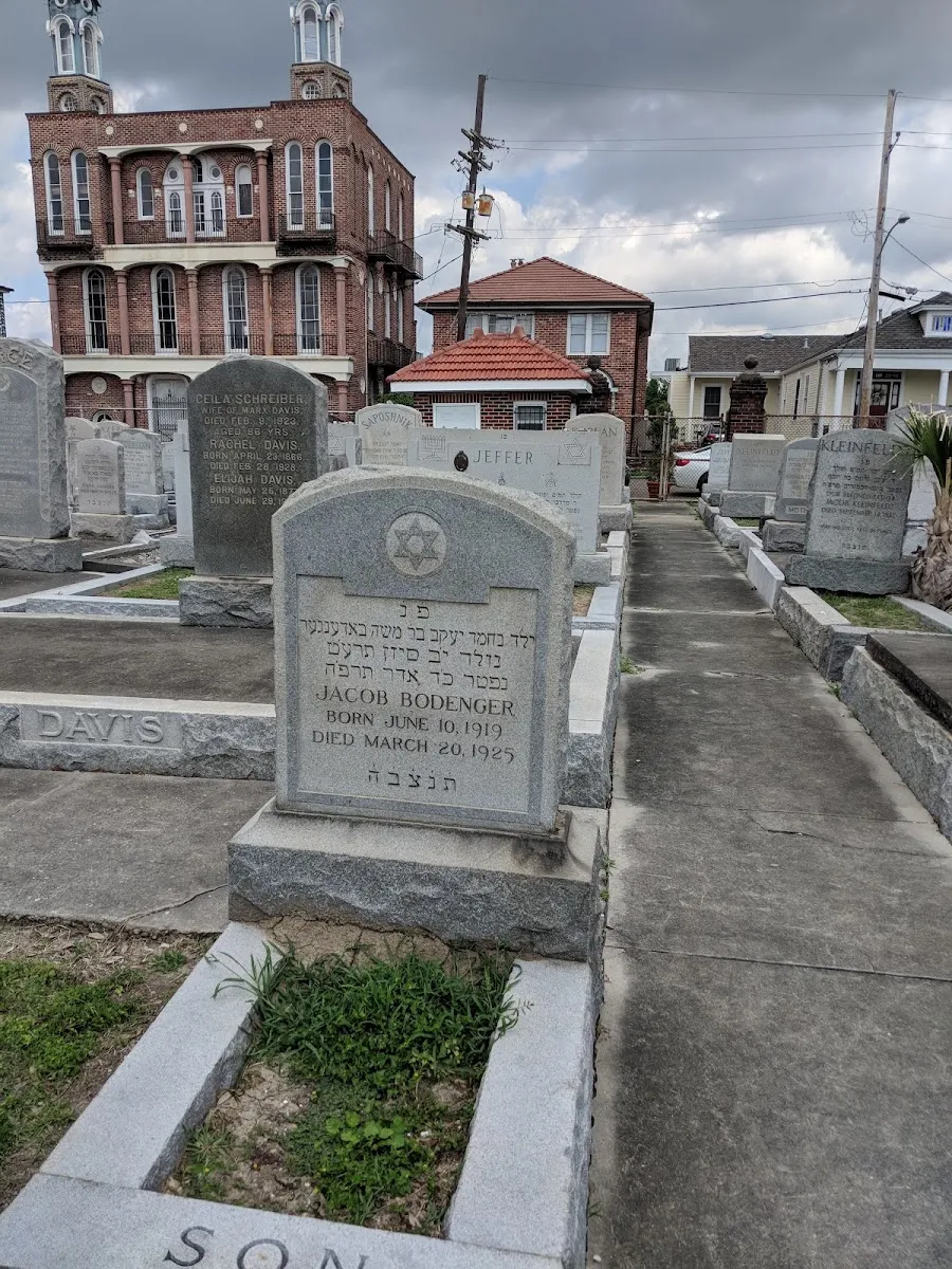 Gates of Prayer Cemetery de Canal Street — foto 3