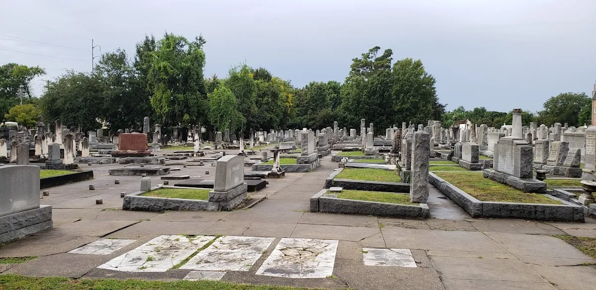 Gates of Prayer Cemetery de Canal Street — foto 9