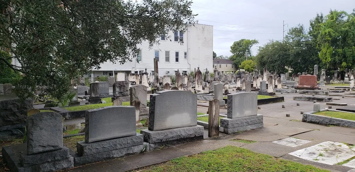 Gates of Prayer Cemetery de Canal Street — foto 10
