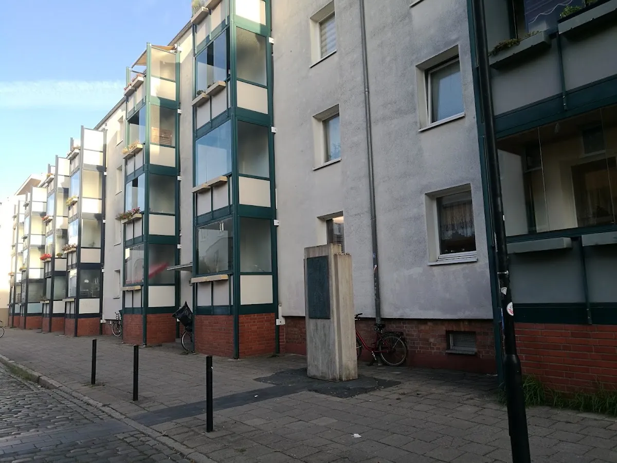 Gedenkstein Ehemalige Synagoge — foto 3