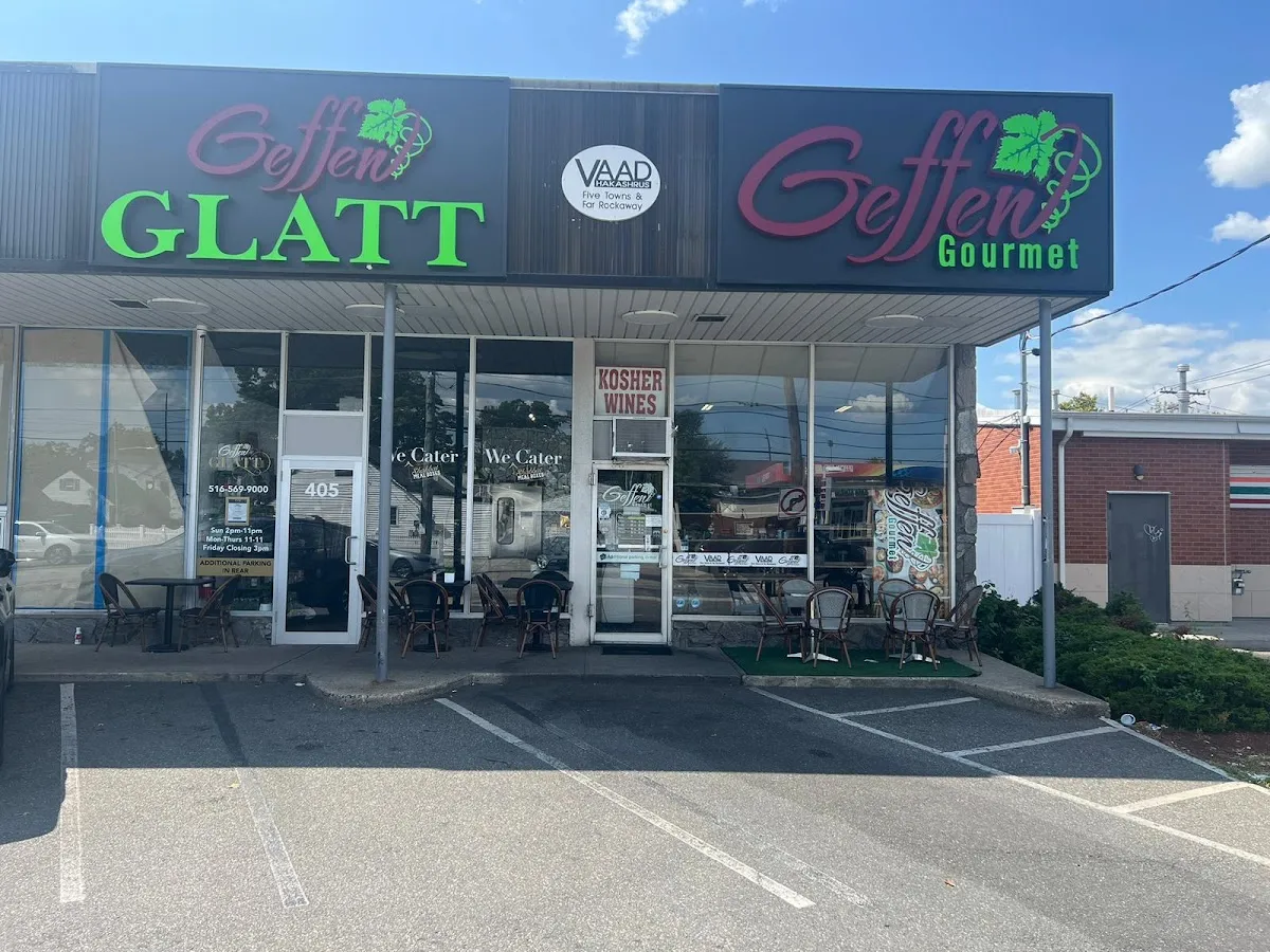 Geffen Glatt