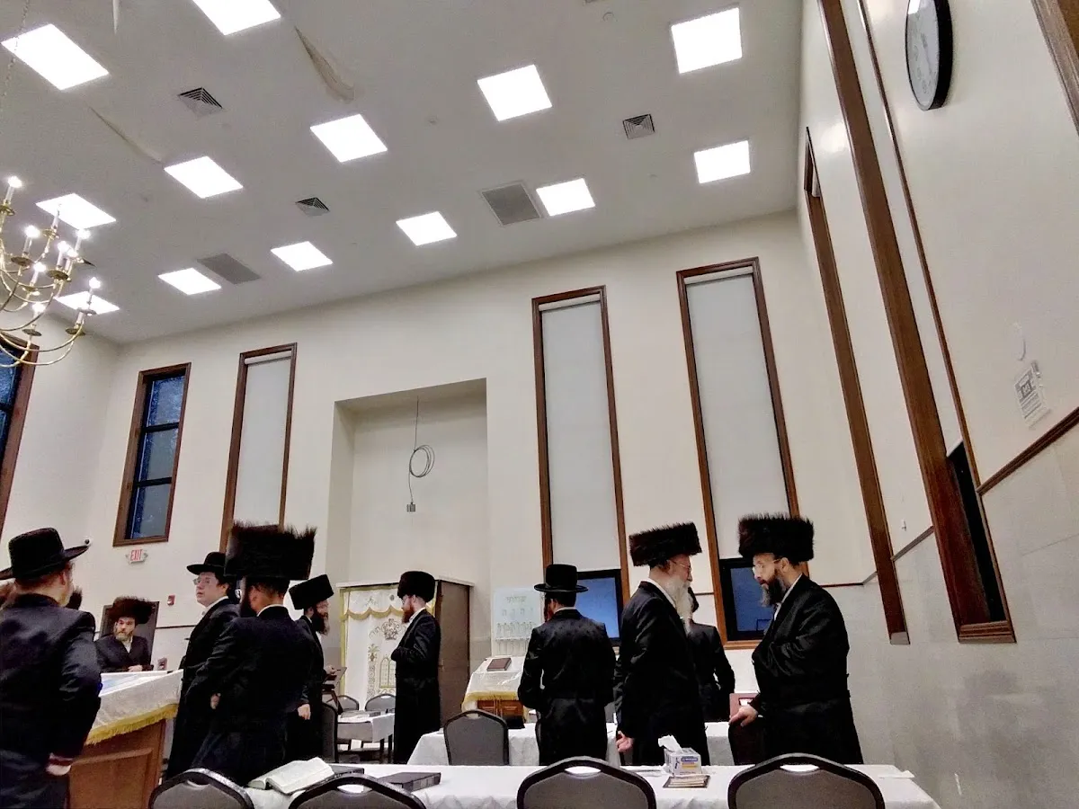 Gerrer Shul - Cong Gur of Monsey