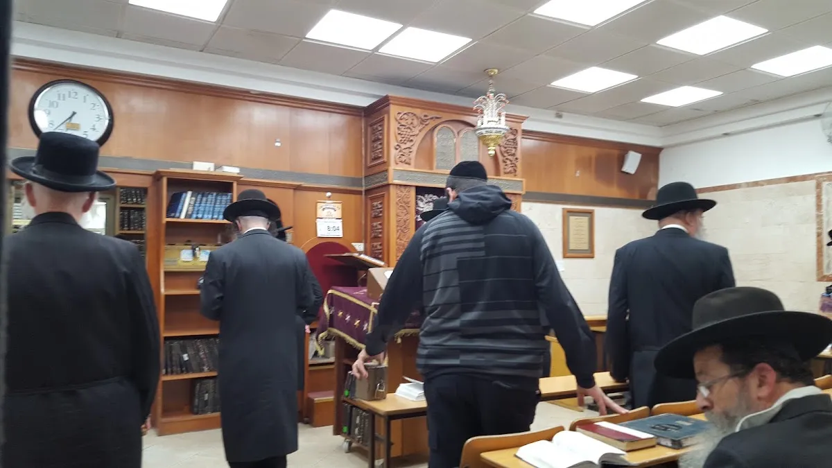 Giborei Yisrael Synagogue — foto 6