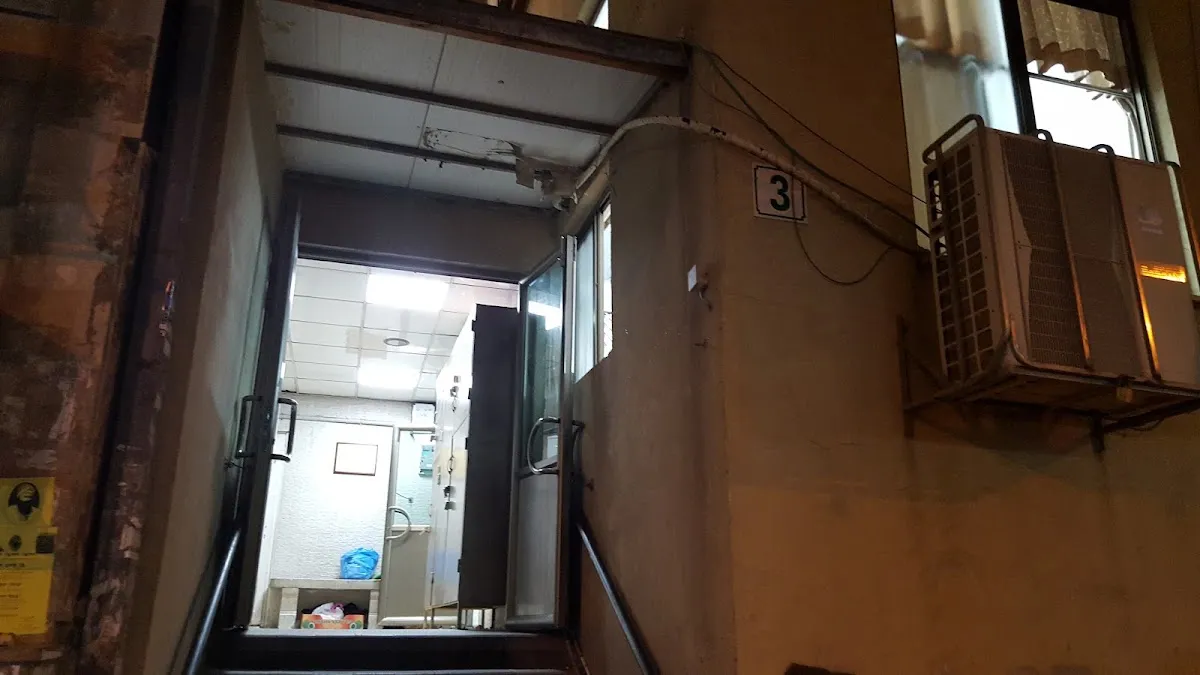 Giborei Yisrael Synagogue — foto 7