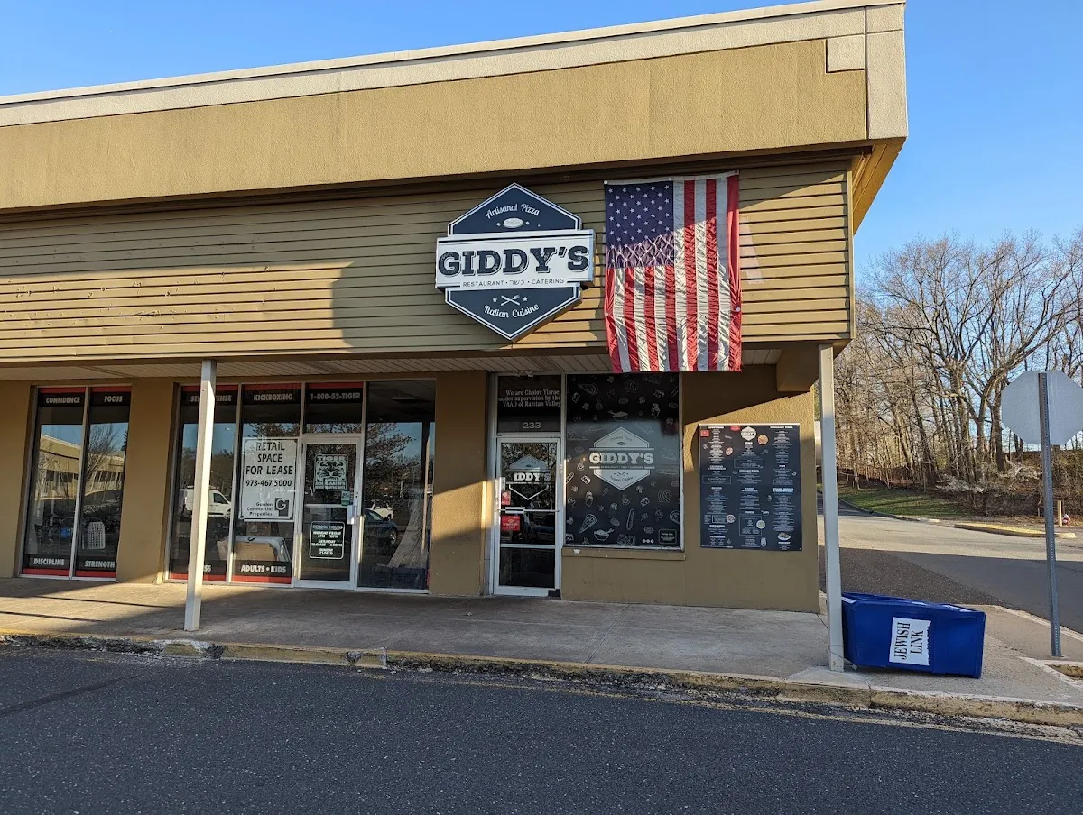 Giddy's Pizza & Cafe