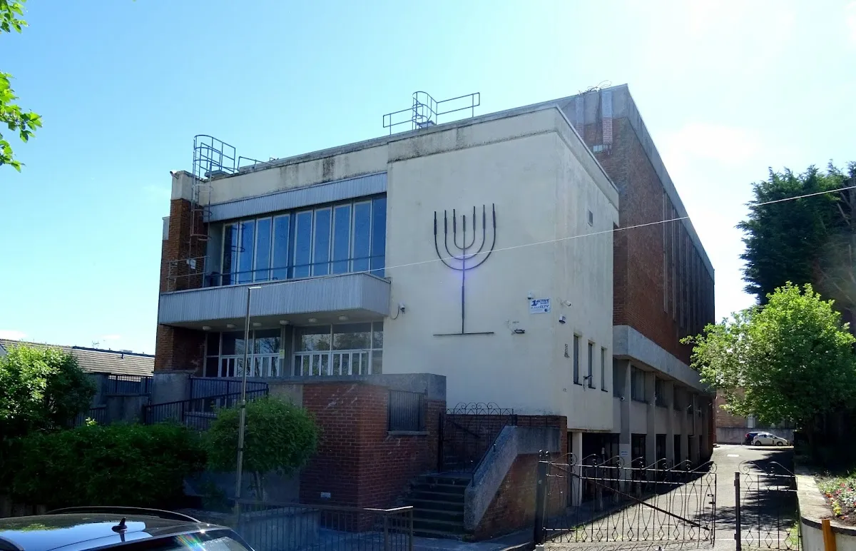 Giffnock Newton Mearns Synagogue — photo 7