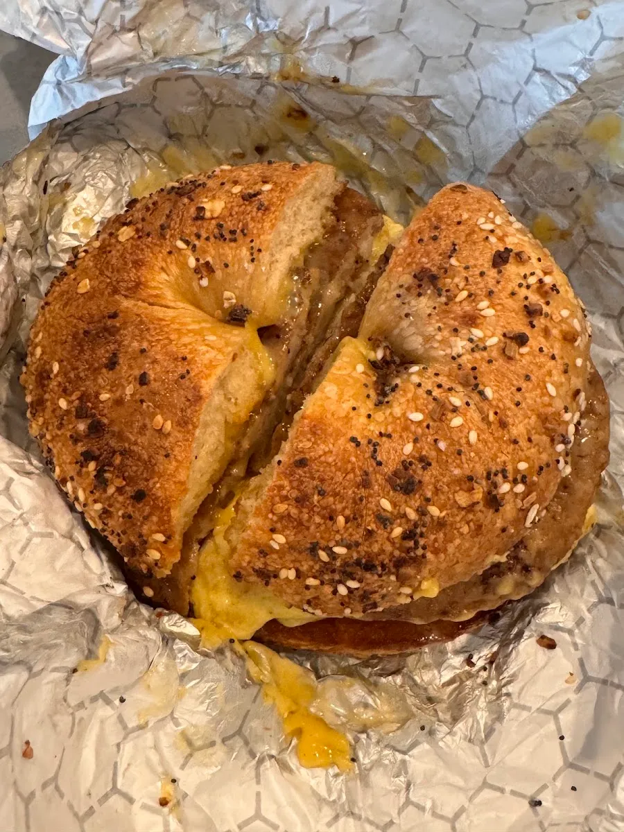 Goldbergs Bagel Delicatessen (Federal Highway) — foto 10
