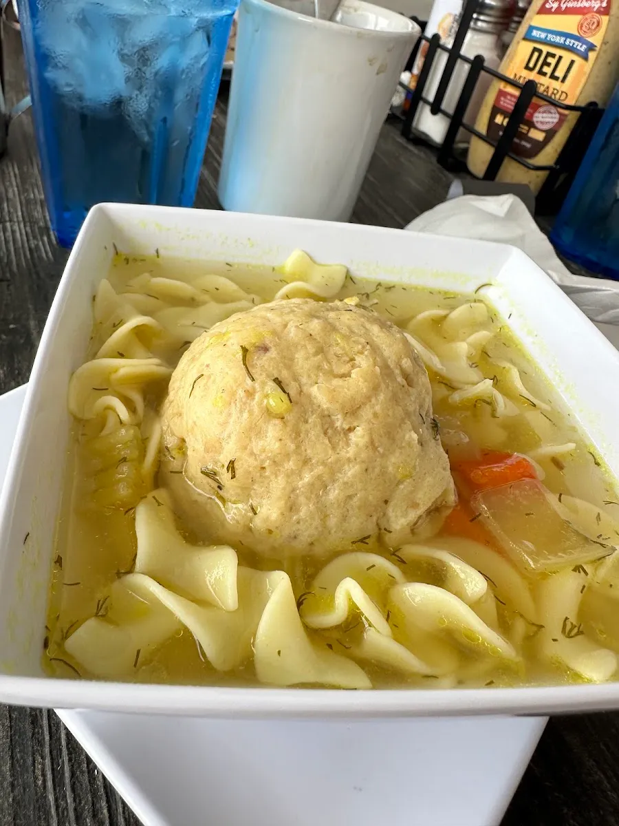 Goldbergs Delicatessen and Bagels (Oakland Park) — foto 4