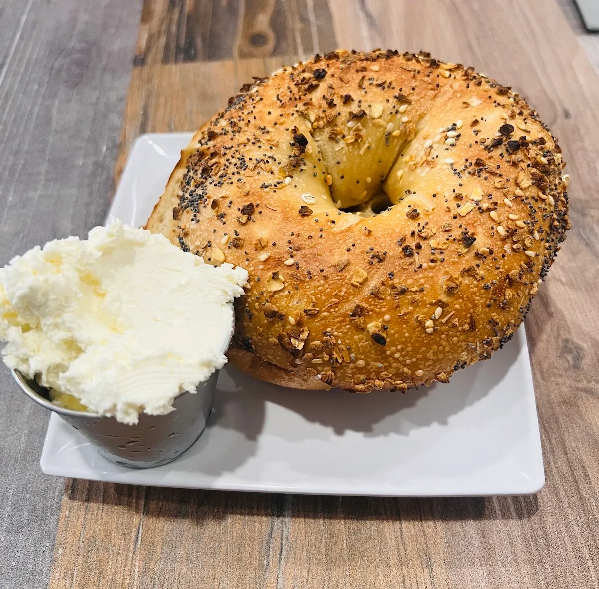 Goldbergs Delicatessen and Bagels (Oakland Park) — foto 10
